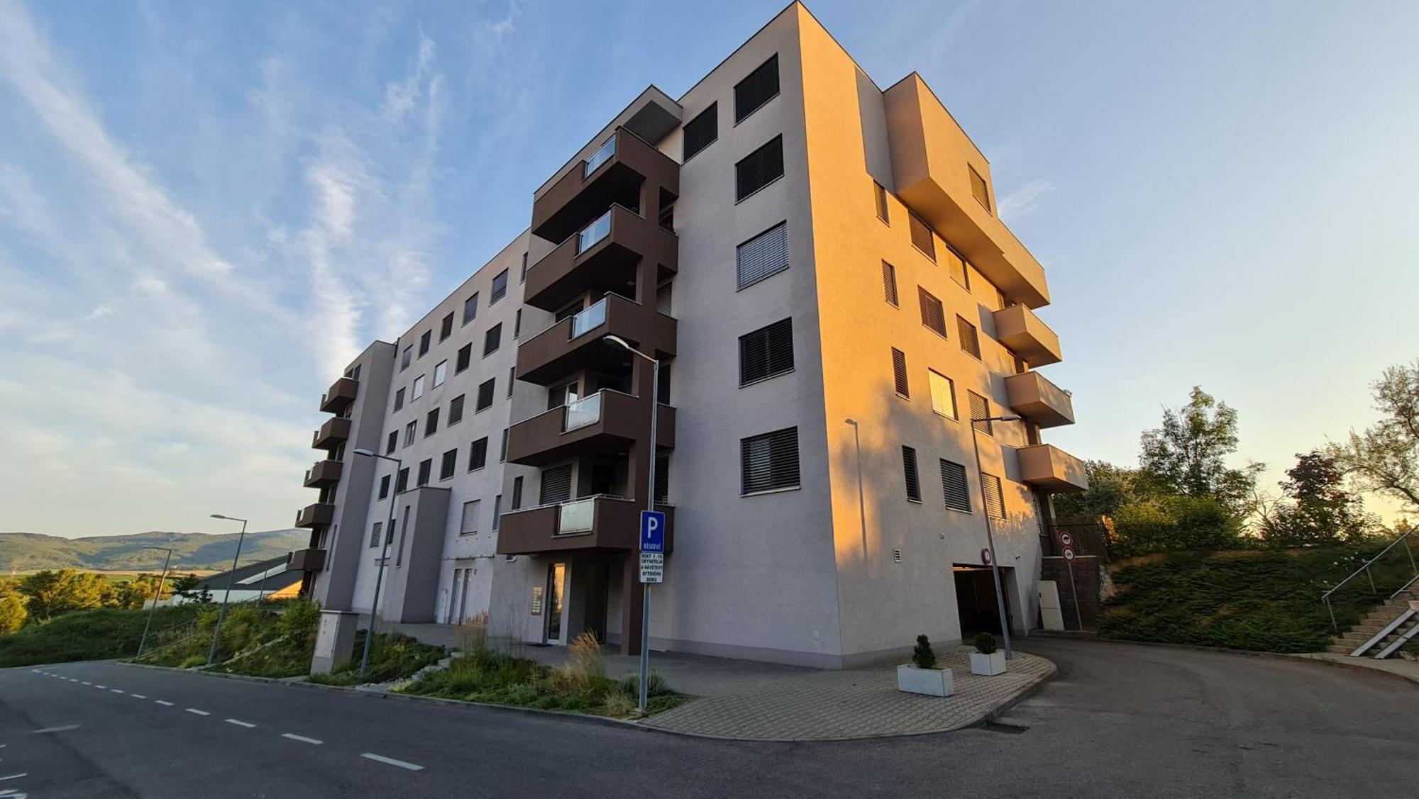 Jack'S Apartment Тренчин Экстерьер фото